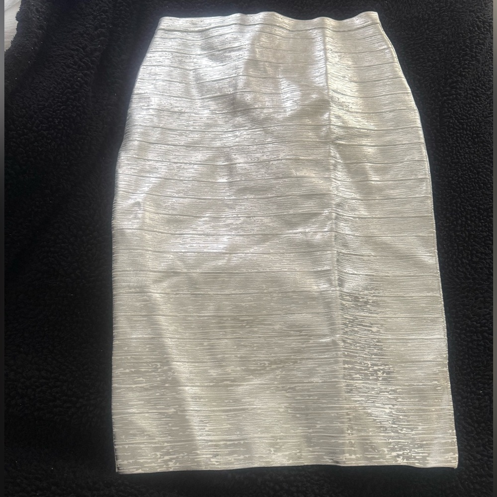 Elegant Metallic Skirt